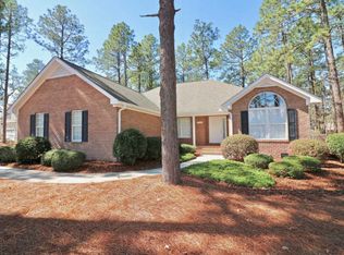 160 Wheeling Dr, Pinehurst, NC 28374