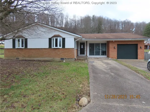 6902 Valley Brook Dr, Charleston, WV 25312