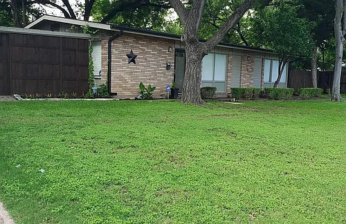 1125 Bowman St Photo 1