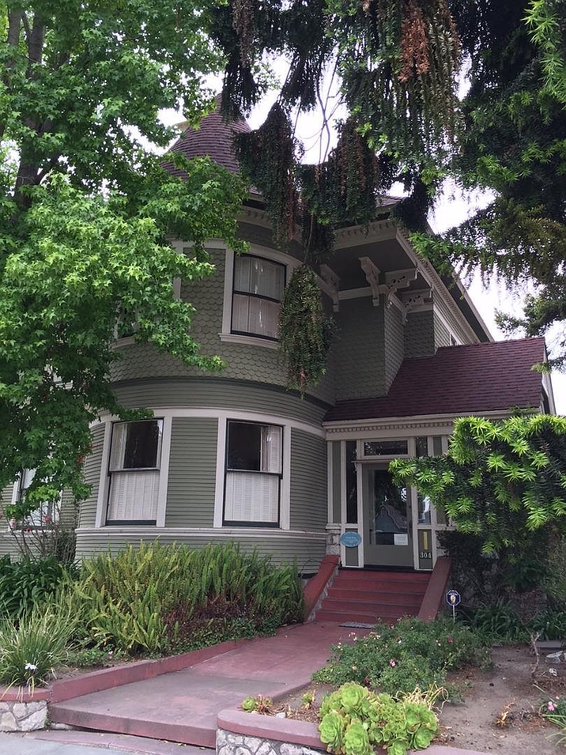 304 Walnut Ave Santa Cruz CA 95060 Zillow