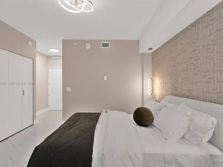 700 NE 24th St #1602 — Photo 19