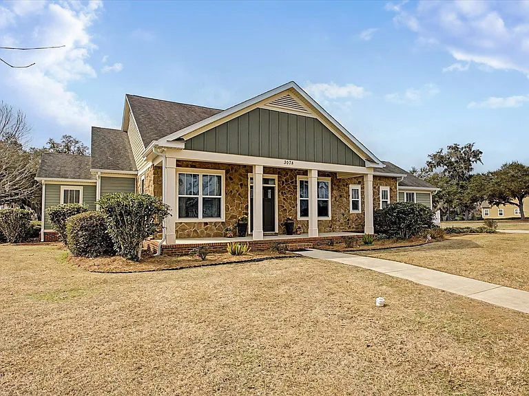 3078 Dickinson Dr — Photo 4
