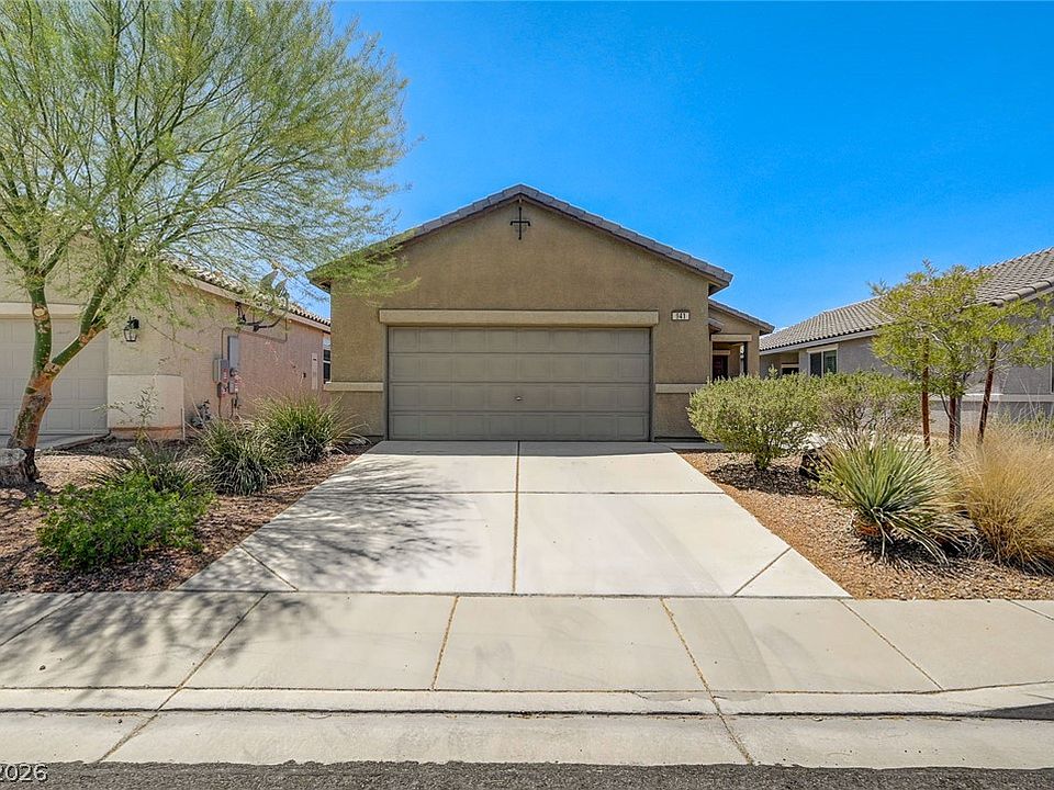 1st image of 941 Aspen Cliff Dr
