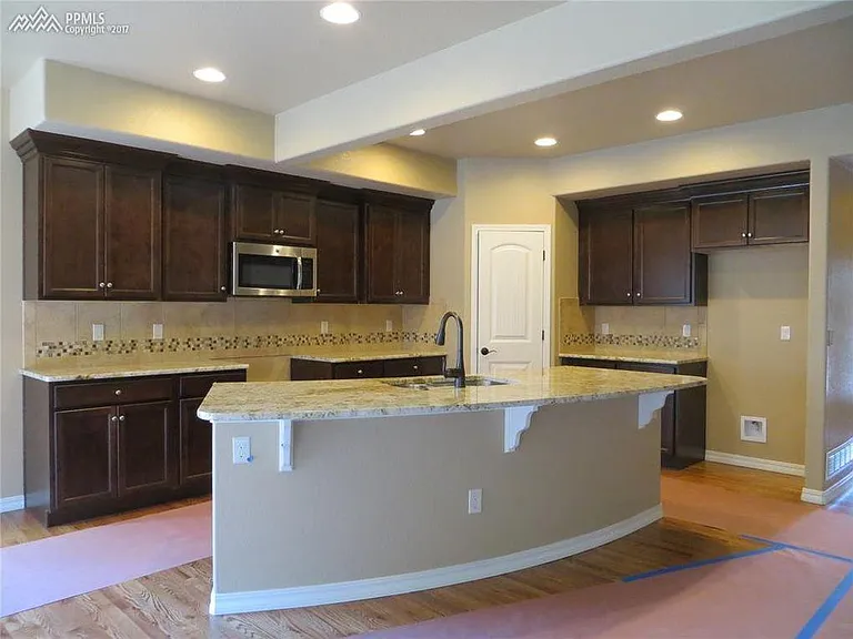 3075 Looking Glass Way — Photo 16