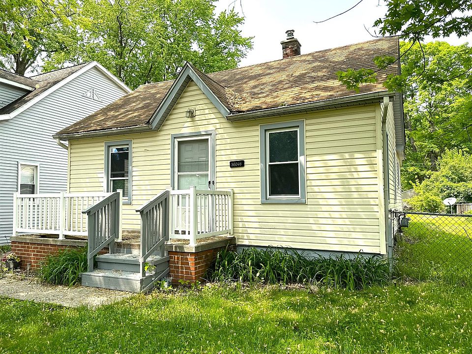 1st image of 36046 Farragut Ave