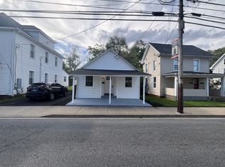 100 1/2 W State St, Delmar, MD 21875