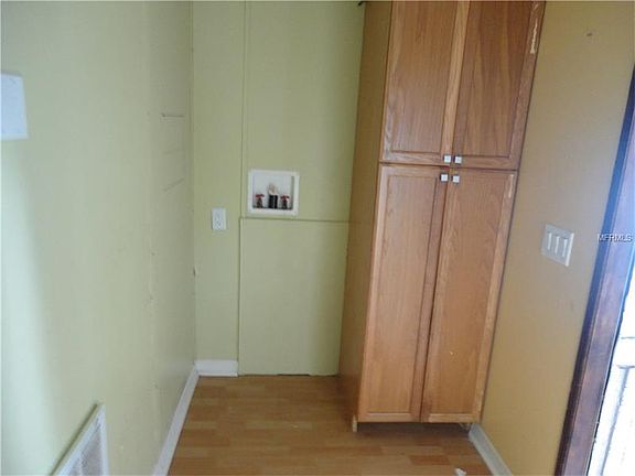 5th image of 10529 Bay Hills Cir