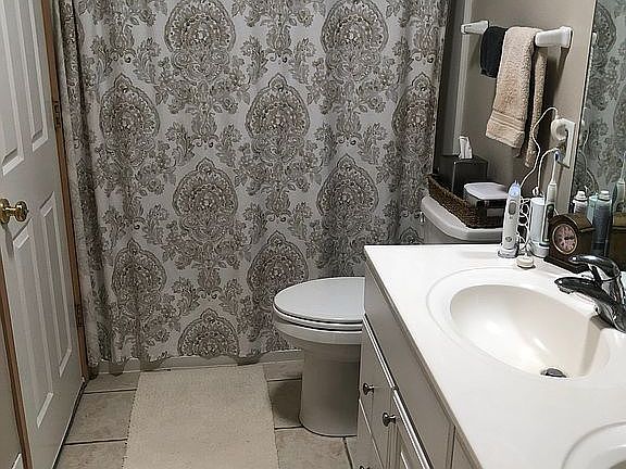 4th image of 2226 Saint Johns Cir
