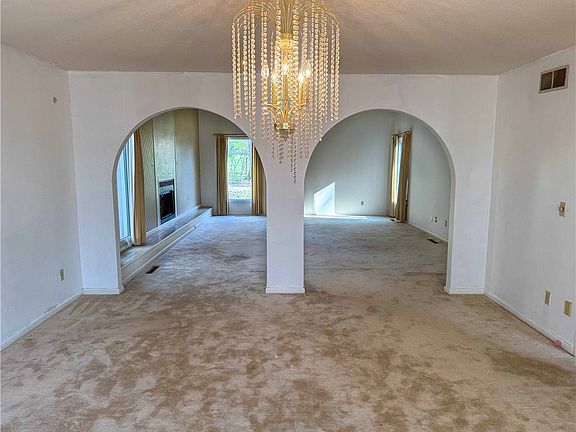 5th image of 1139 Lakeridge Rd