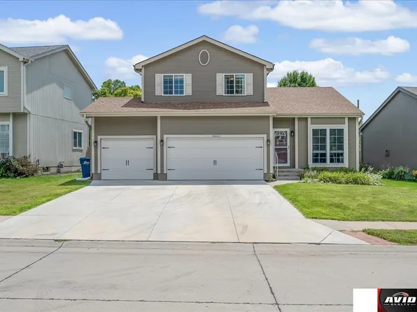 18641 Anne St, Omaha, NE 68135