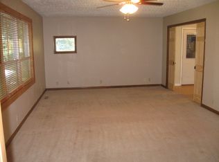 62445 Montague Rd, Glenwood, IA 51534