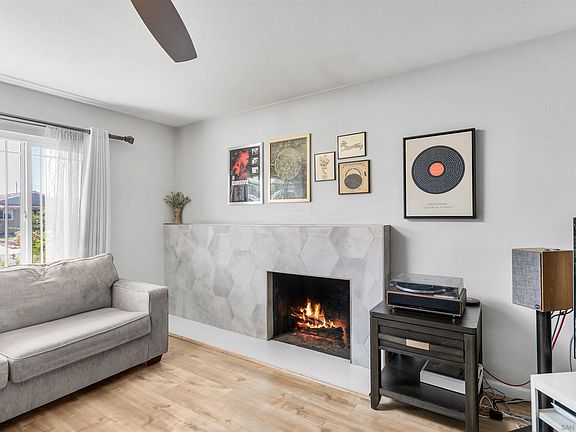 3rd image of 10056 Woodpark Dr