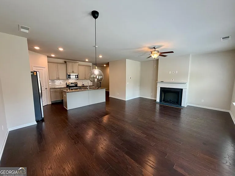 7091 Gladstone Cir — Photo 6
