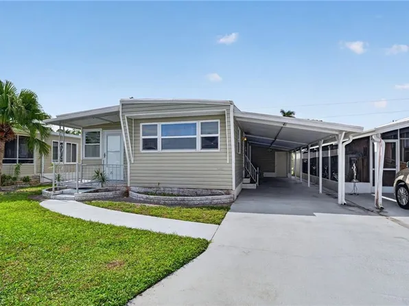 77 Enchanting BLVD #E77, NAPLES, FL 34112