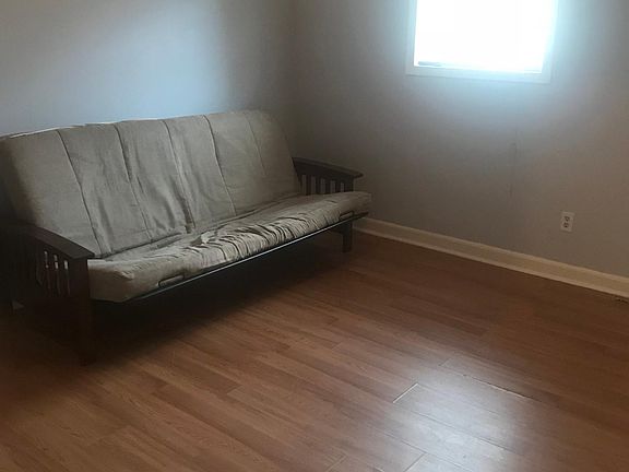 5th image of 1408 Lenmore St