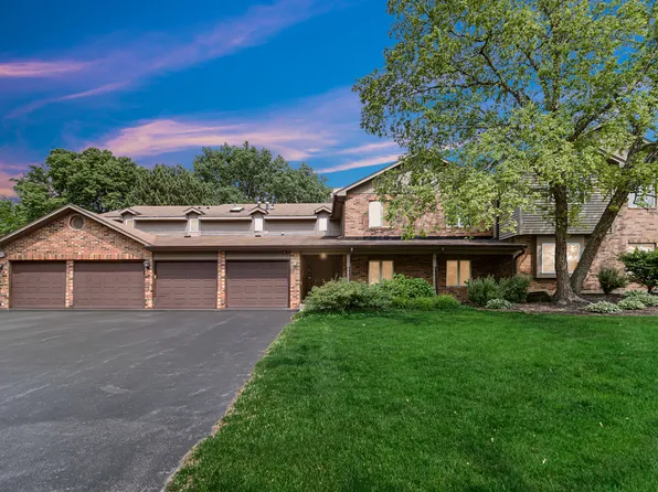 986 West Ct APT C, Naperville, IL 60563