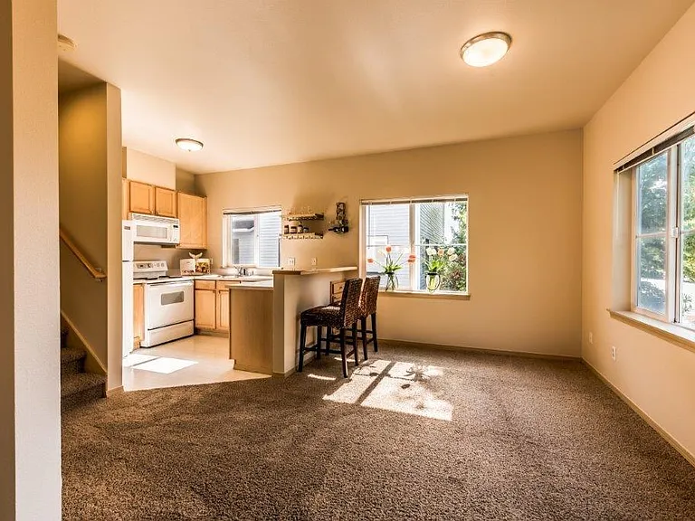 5214 Fauntleroy Way SW #F — Photo 9