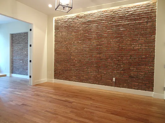 Rented by Lofts and Flats LLC | media 2