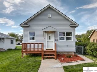 2114 Avenue F, Council Bluffs, IA 51501
