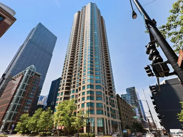 400 N La Salle Dr APT 2503, Chicago, IL 60654