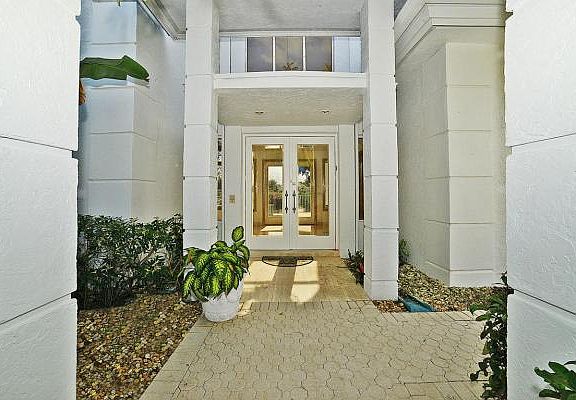 Home For Sale In Boca Grove