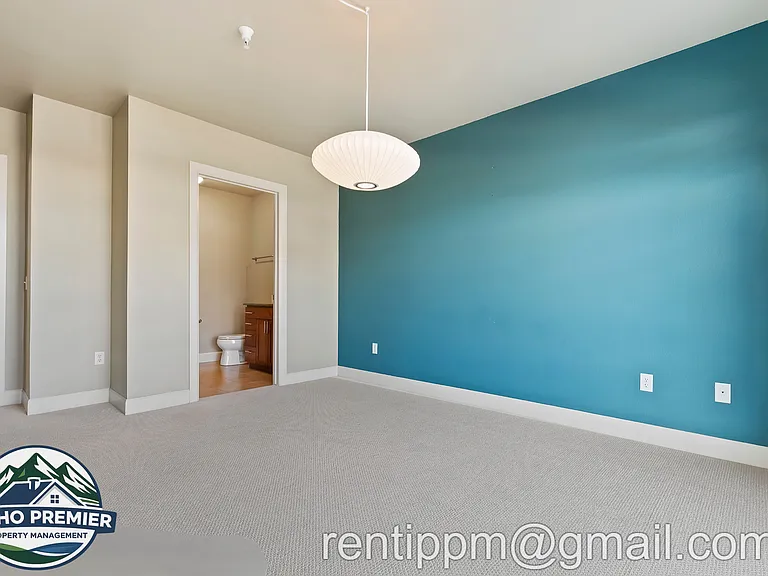 406 S 13th St #104 — Photo 12