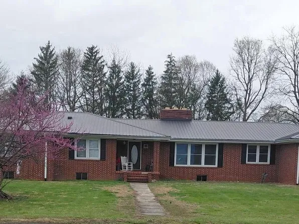 1 Pepsi Ln, Petersburg, WV 26847