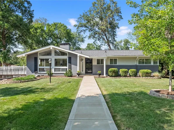 11909 Claychester Dr, Saint Louis, MO 63131