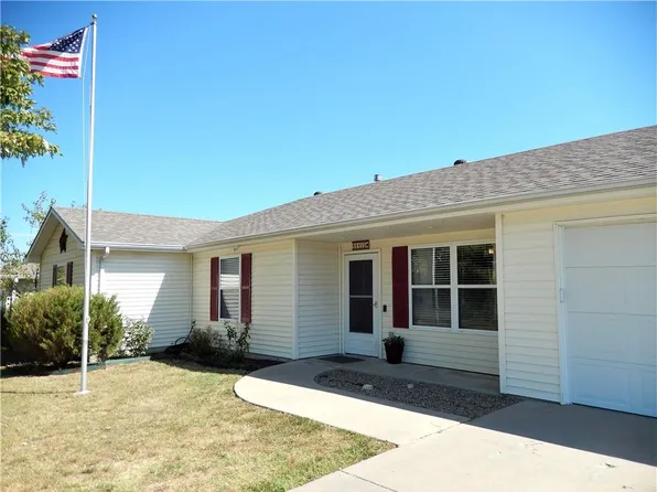 1433 N Mulberry St, Ottawa, KS 66067