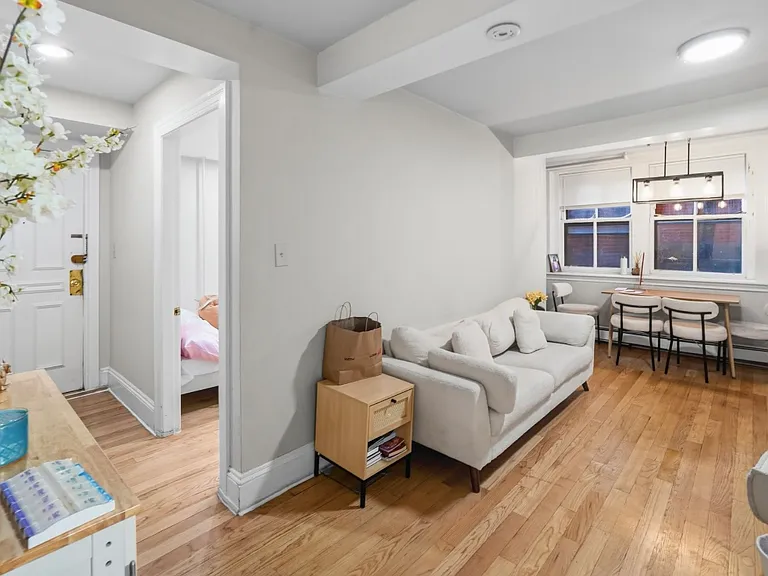 239 Commonwealth Ave #10 — Photo 4