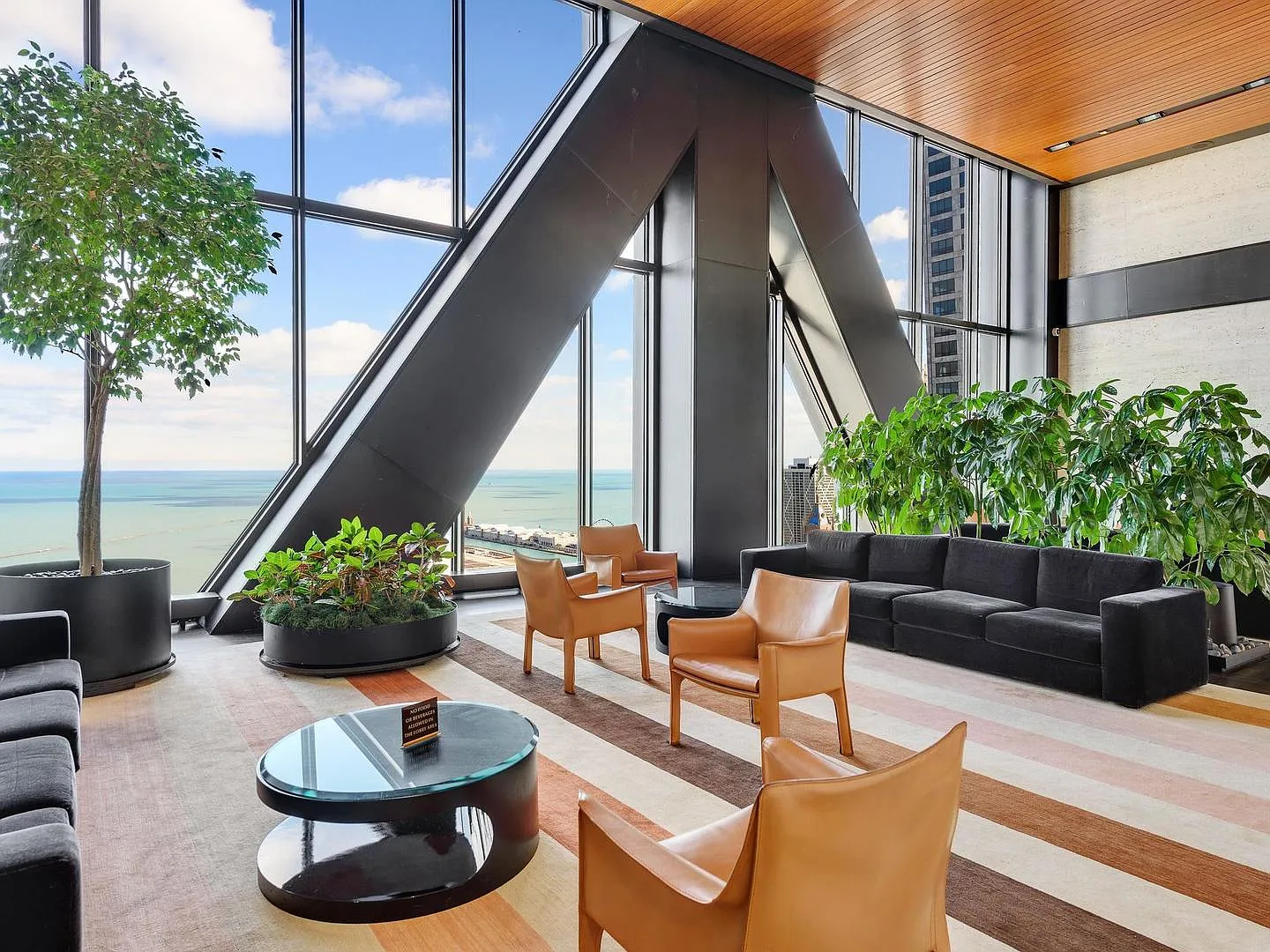 1 bed, 2.5 bath, 1949 sqft, $6,000 — Photo 3