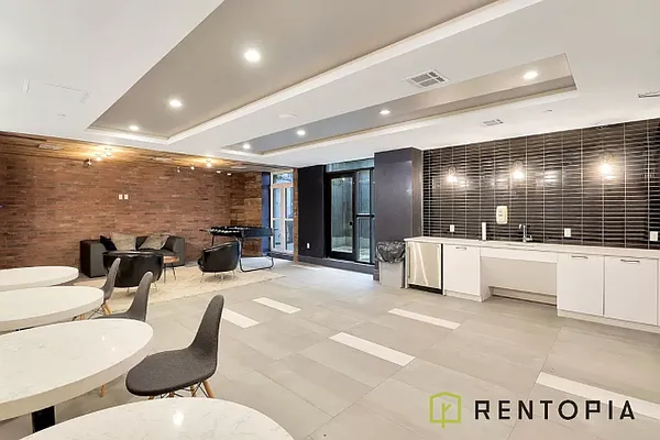 Rented by Rentopia | media 77
