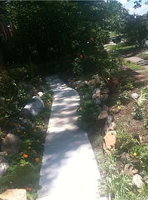 2nd image of 416 New York Ave