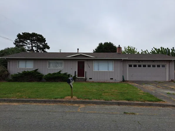 1120 Griffith Rd, McKinleyville, CA 95519