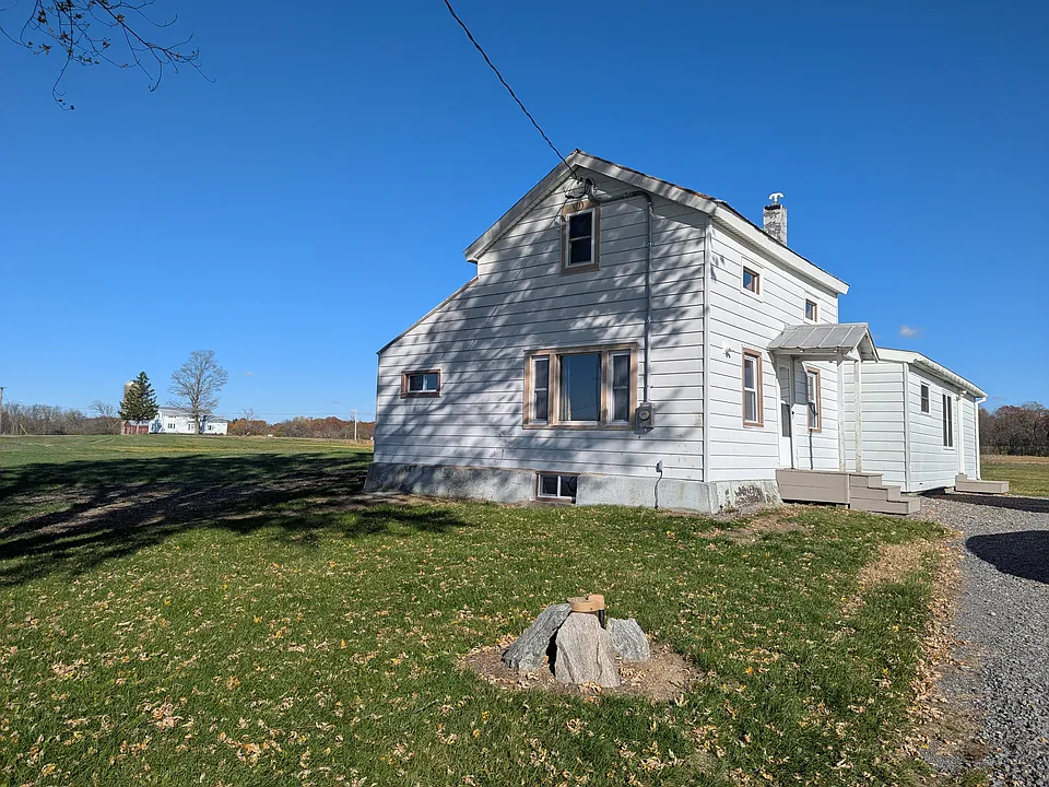 1522 Route 32N