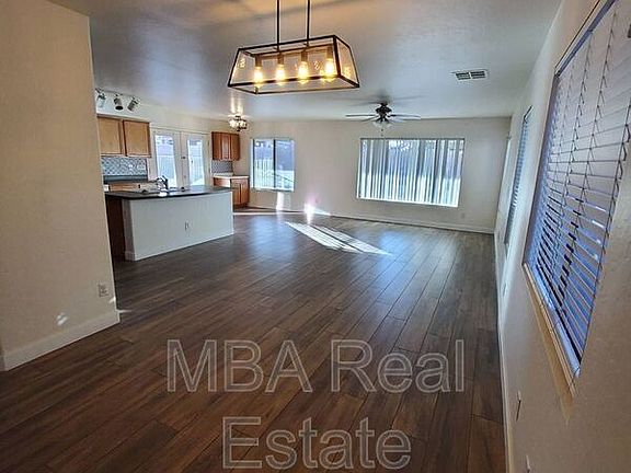 4th image of 5227 W Desert Ln