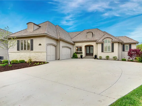 2144 W 89th Ter, Leawood, KS 66206