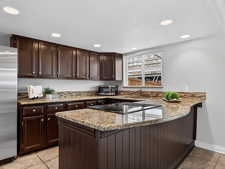 9120 E Nassau Ave — Photo 2