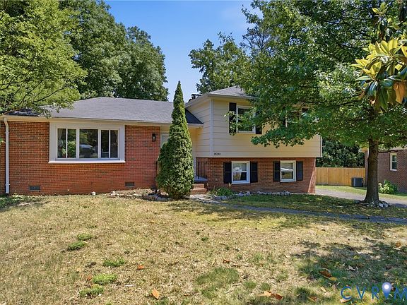 3rd image of 8210 Ireton Rd