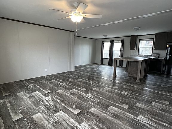 5th image of 825 1st Ave E #143