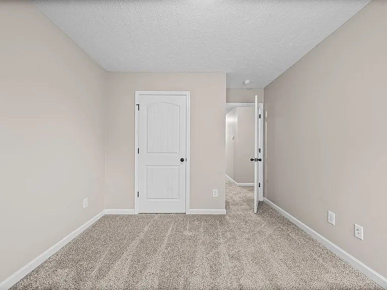 880 Cherry Blossom Ln — Photo 34