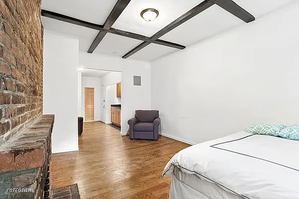 Rented by Corcoran | media 11