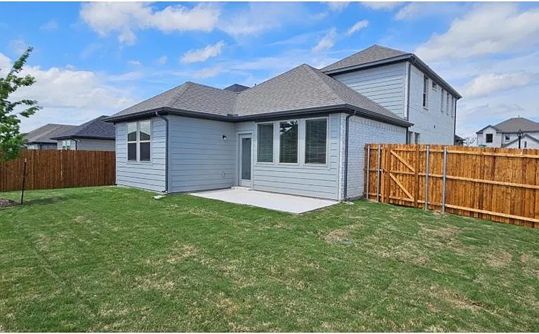 103 Travine Dr — Photo 10