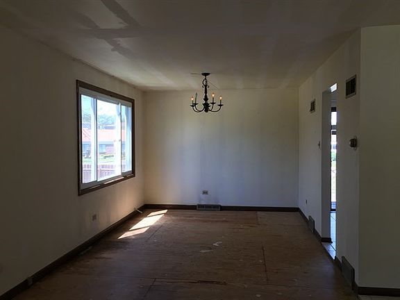 4th image of 342 S Maryland Ave