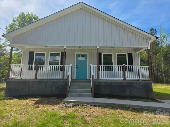 316 Zion Church Rd, Clover, SC 29710