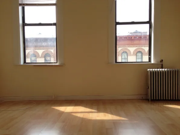 32-23 48th Street image 1 of 6