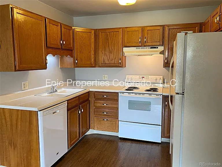3124 S Wheeling Way #402 — Photo 13