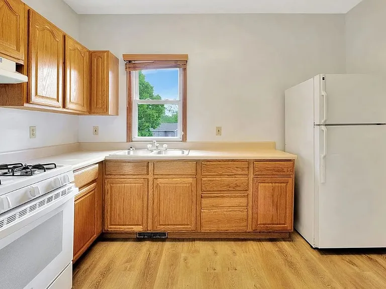 1506 Philo Rd — Photo 13