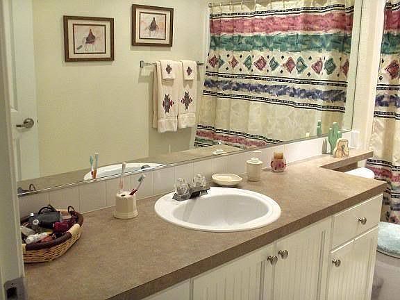 Bathroom2