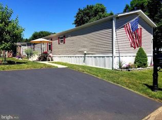 6403 Finley Dr, Morrisville, PA 19067